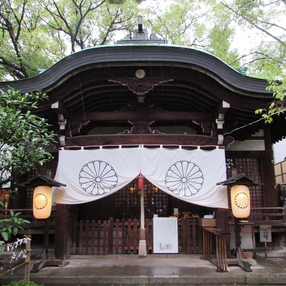 ⛩️ 호리코시 신사 이미지 1